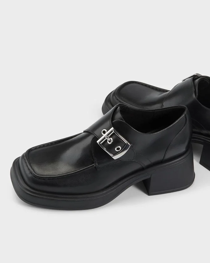 Pantofi Dorah