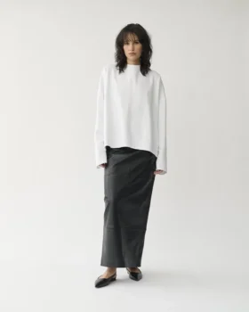 Tricou cu mâneci lungi și croi drept W