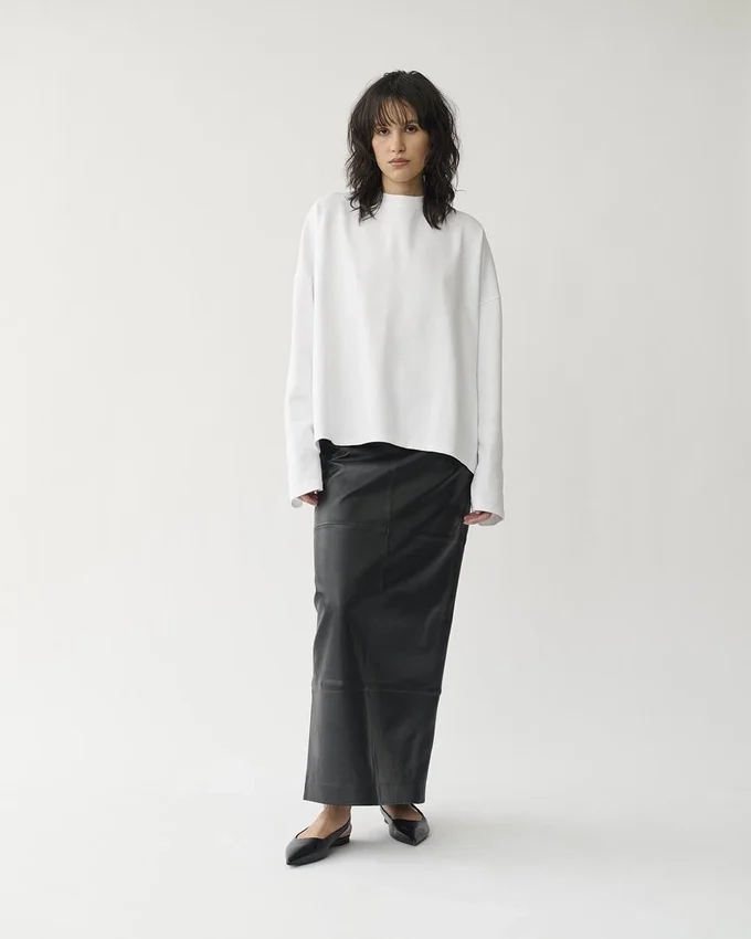 Tricou cu mâneci lungi și croi drept W