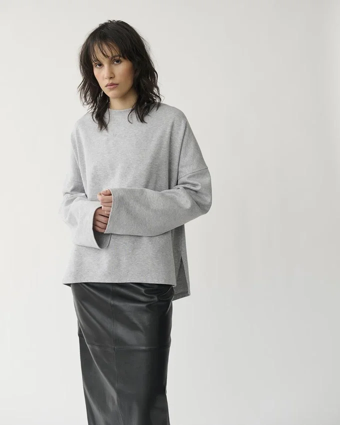 Tricou cu mâneci lungi și croi drept W